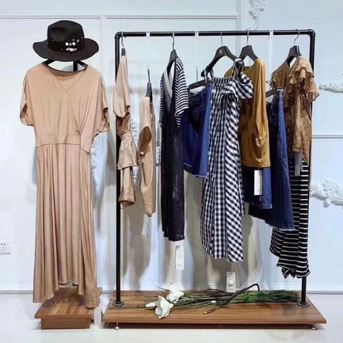 【相約四季19夏品牌折扣尾貨組合包貨源女裝尾貨組合包貨源批發】- 