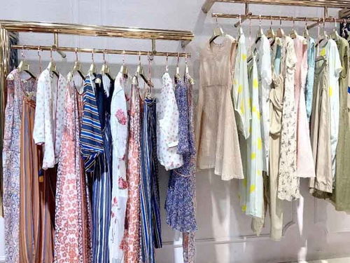 田家庵2021年春夏新款品牌折扣女裝尾貨批發(fā)供應商 優(yōu)質渠道助力服裝批發(fā)業(yè)務