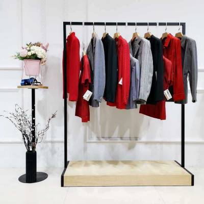 廣州SZ女裝批發(fā)市場(chǎng) 宓姒娜無袖連衣裙A字裙的庫(kù)存尾貨與全國(guó)批發(fā)渠道解析